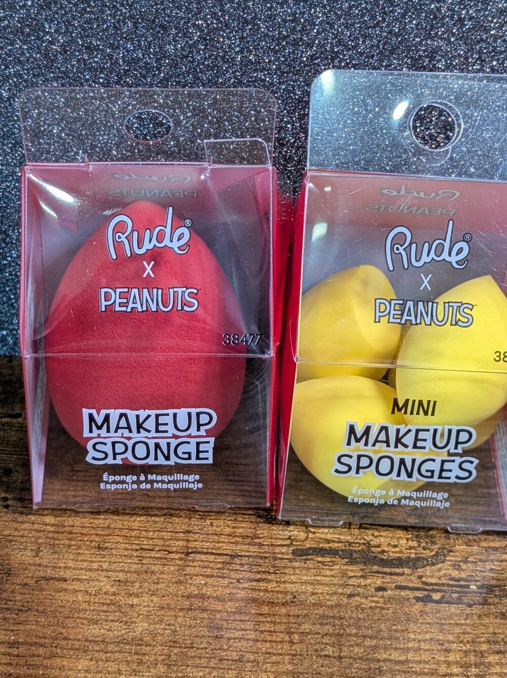 Rude x Peanuts Snoopy Makeup Sponge And Mini Sponges